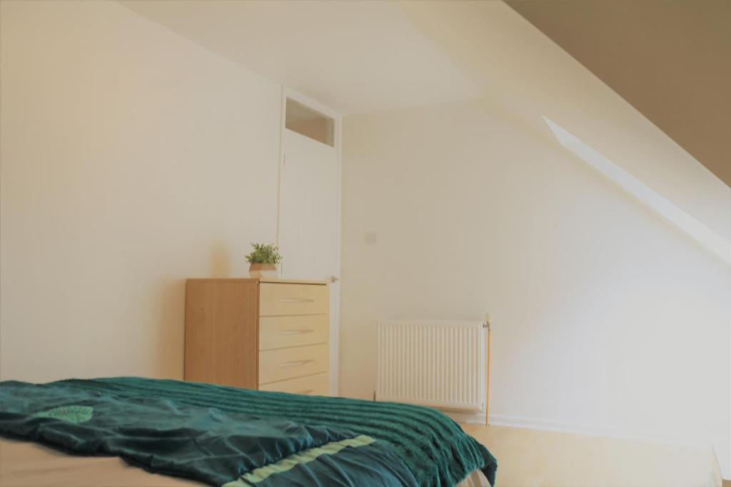 City Centre Rooms-Lauriston room 6